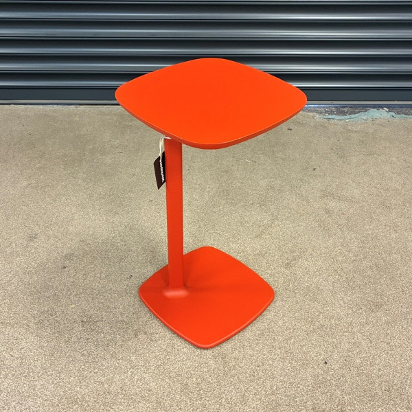 8449 Mi Allermuir host table orange