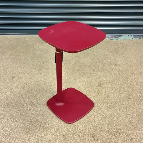 Allermuir host table dark red
